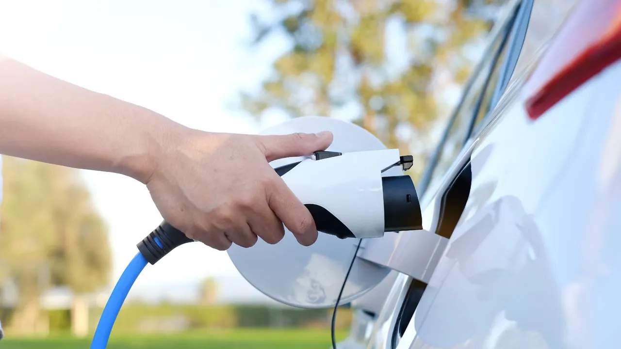 Can Blockchain Fix EV Charging Payment Woes