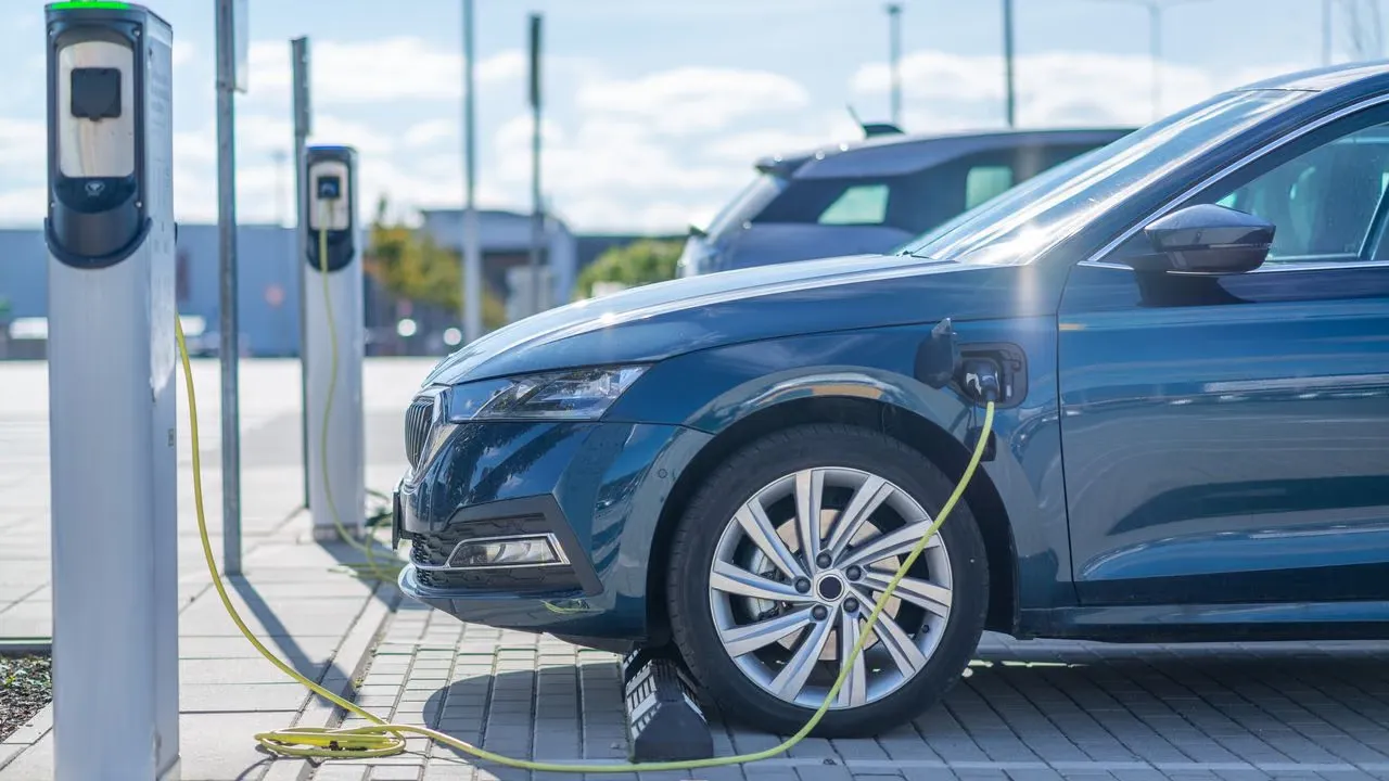 Enhancing EV Charging Efficiency and Convenience