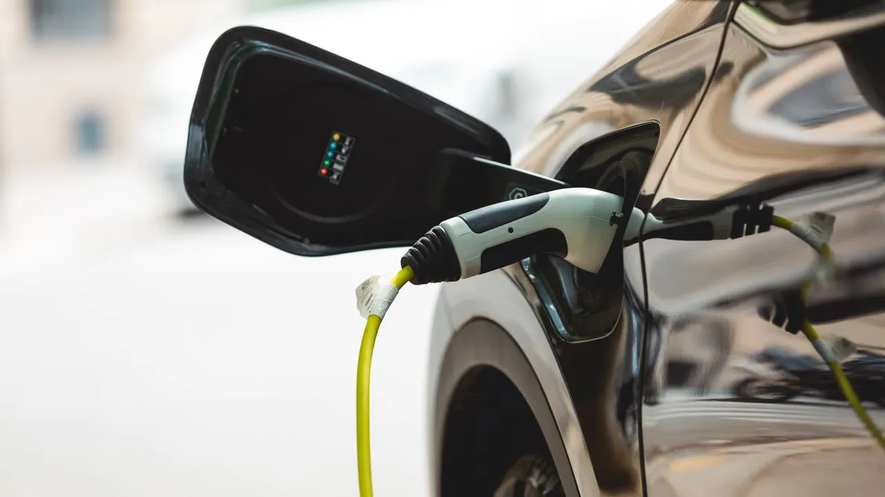 Enhancing EV Charging: User Experience and Convenience