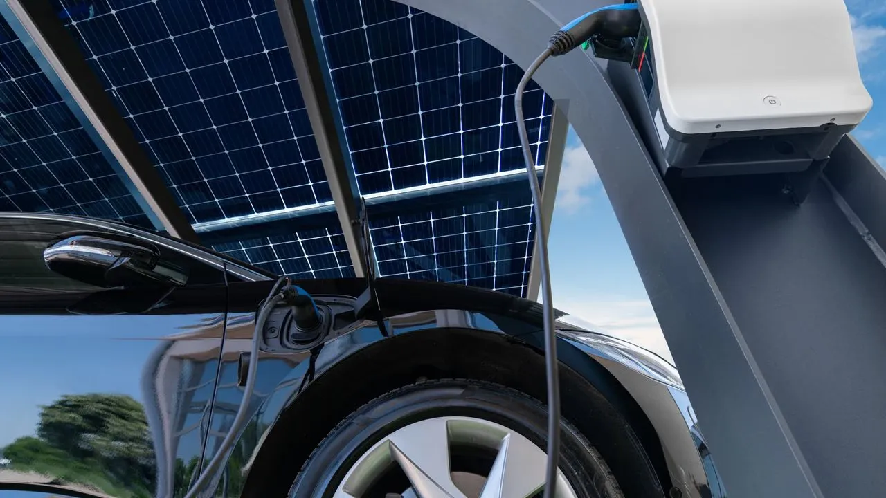 EV Charging Platform User Experience: Personas, Preferences, Reviews
